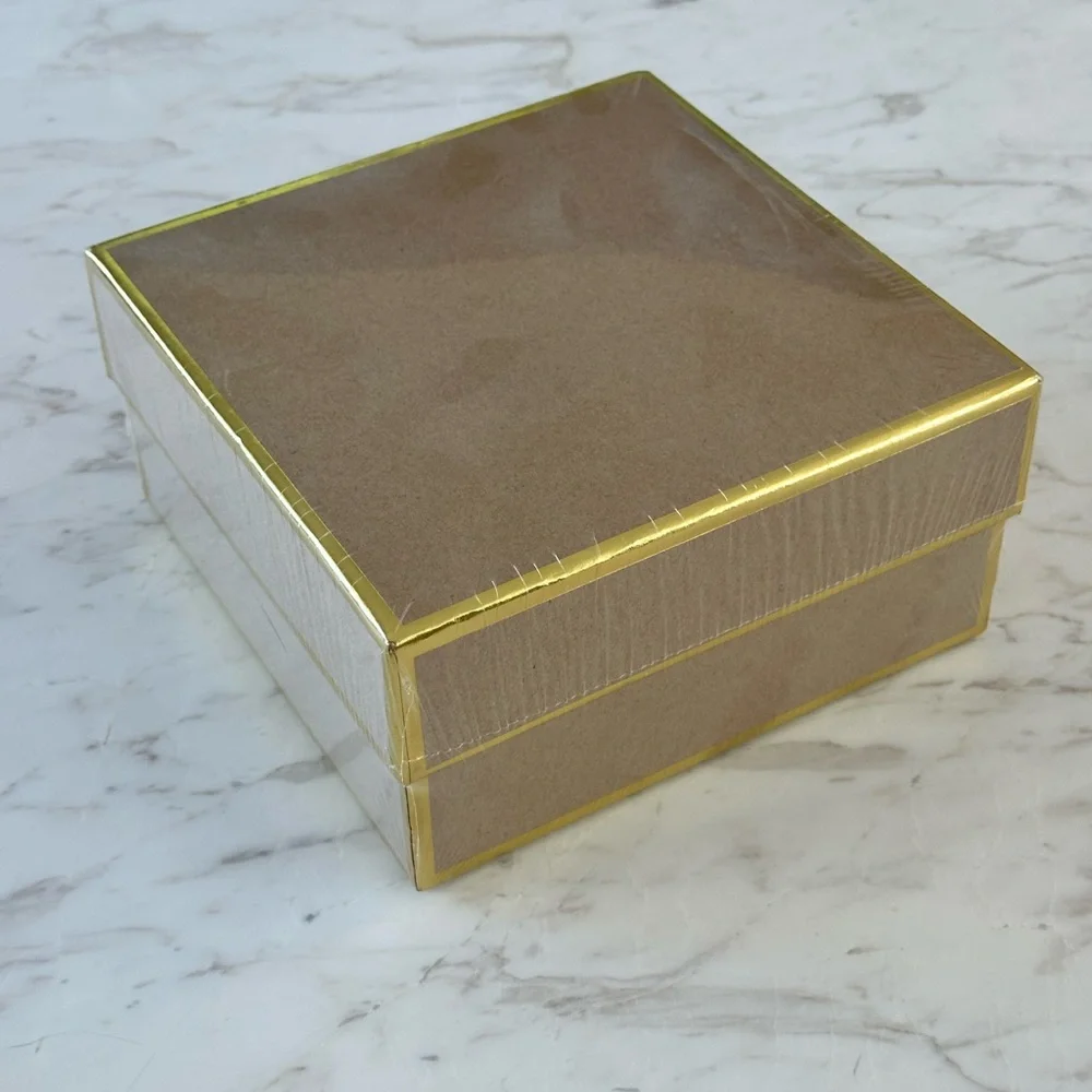 Sugar Paper Los Angeles Brown Square Gift Box